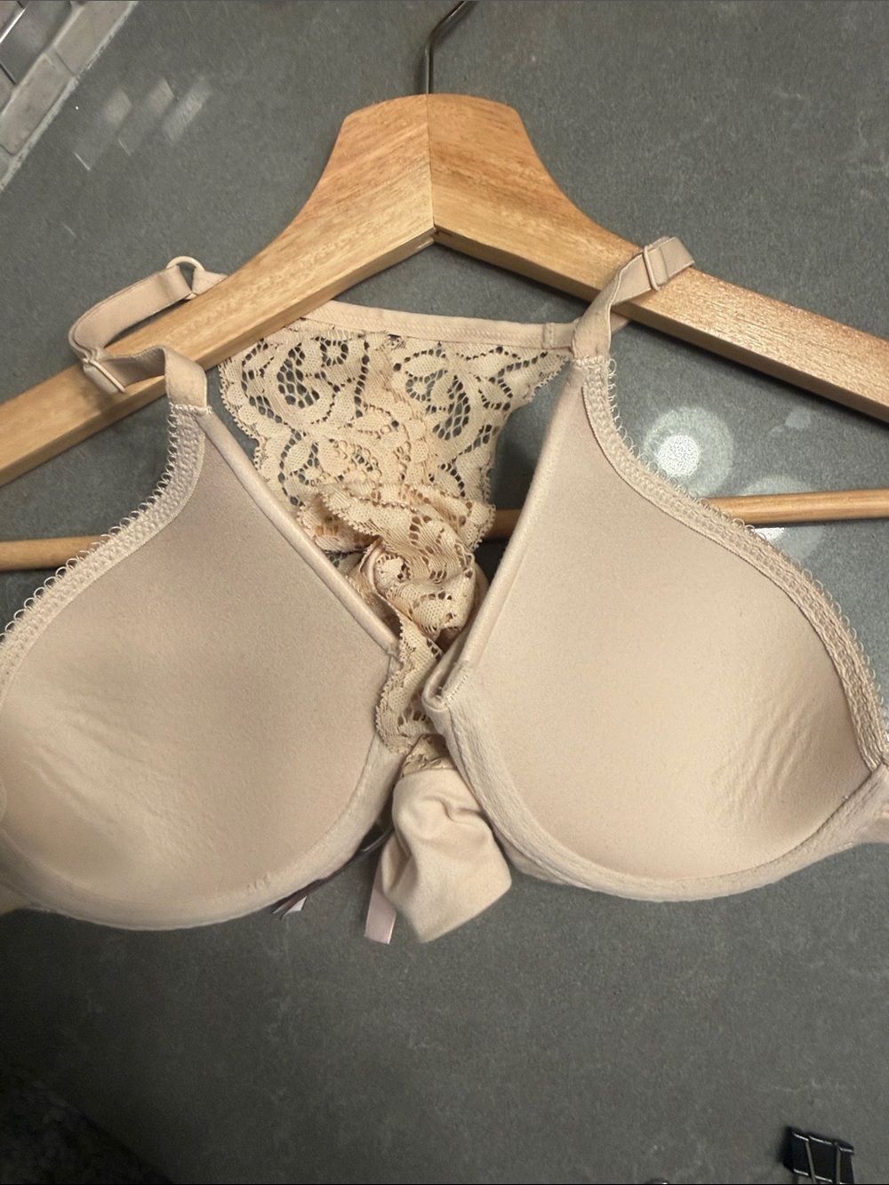 VICTORIA’S SECRET Women's Lace Racerback T-Shirt Bra - Black and Cream- Size 32B - Picture 9 of 12